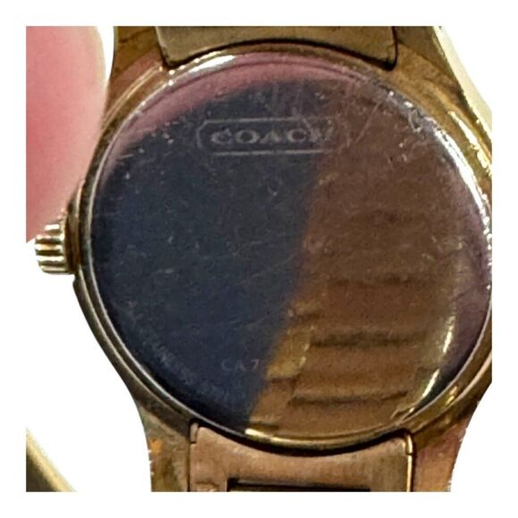 Coach Women's MADDY GOLD PLATED BRACELET WATCH W6006 NEEDS BATTERY Original Box - Picture 7 of 11